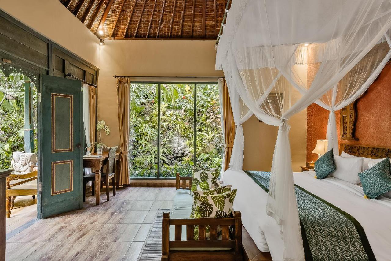 Villa Teja Lokha *